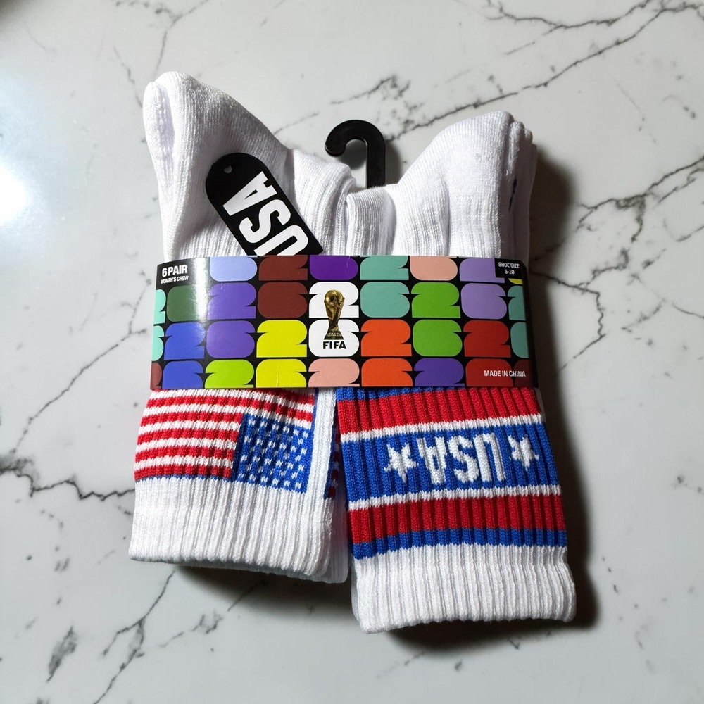 FIFA World Cup 26 Crew Socks Women 5-10 White 6 Pair NWT Patriotic USA Flag Logo